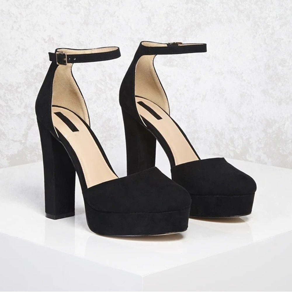 Faux suede platform black heels closed toe